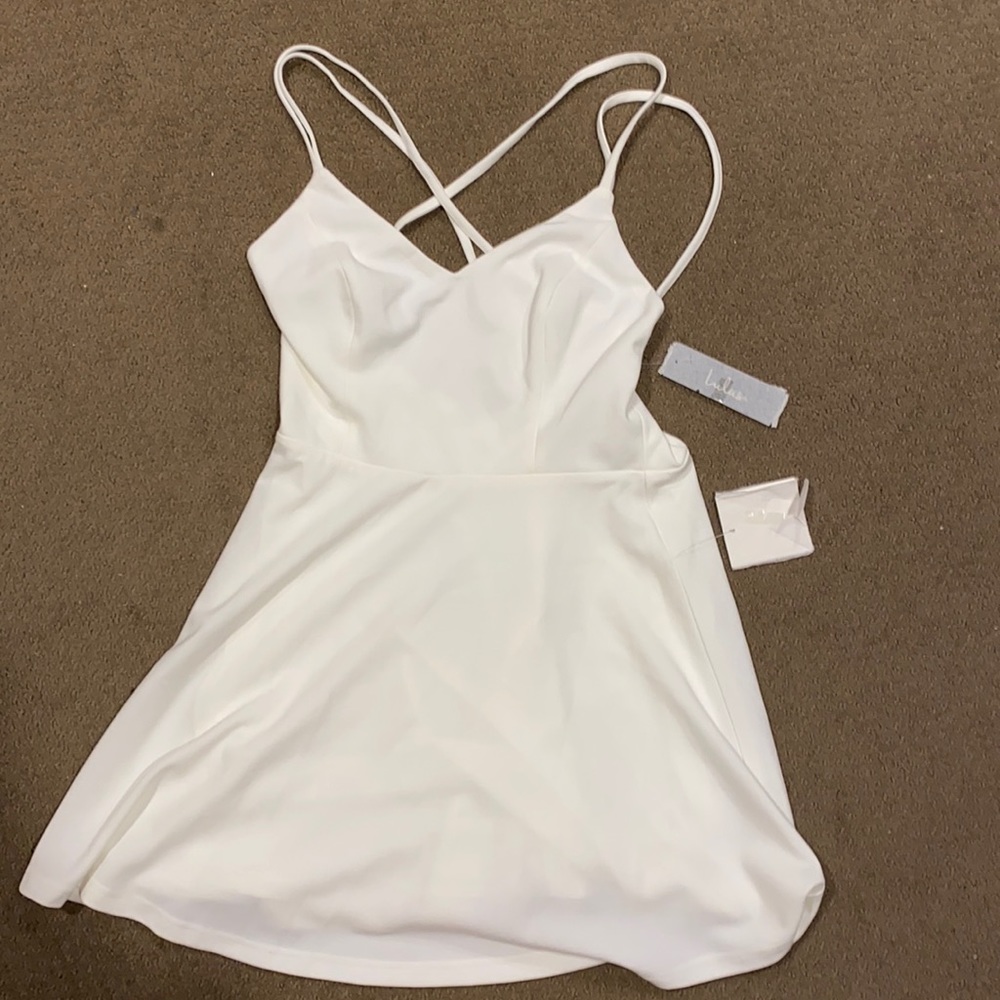 white criss cross back flowy dress